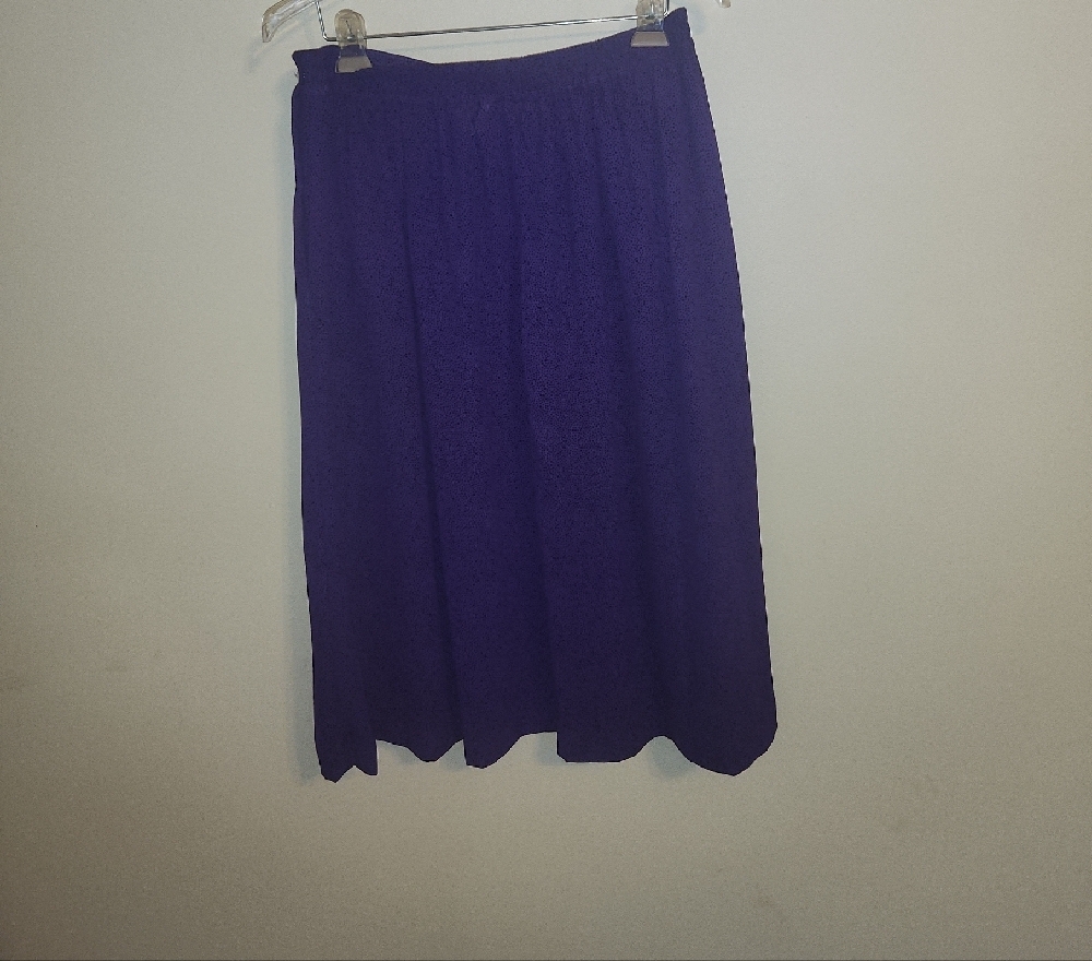 Chaus 2 Pc Purple Skirt Set - Picture 3 of 8